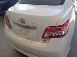 2011 TOYOTA CAMRY, WHITE, SE, 2.5L, AT,   Z25165